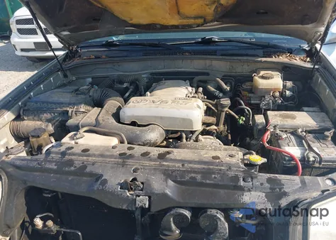 2003 Toyota 4Runner Limited V8 from USA, damaged, VIN JTEZT17R830002796